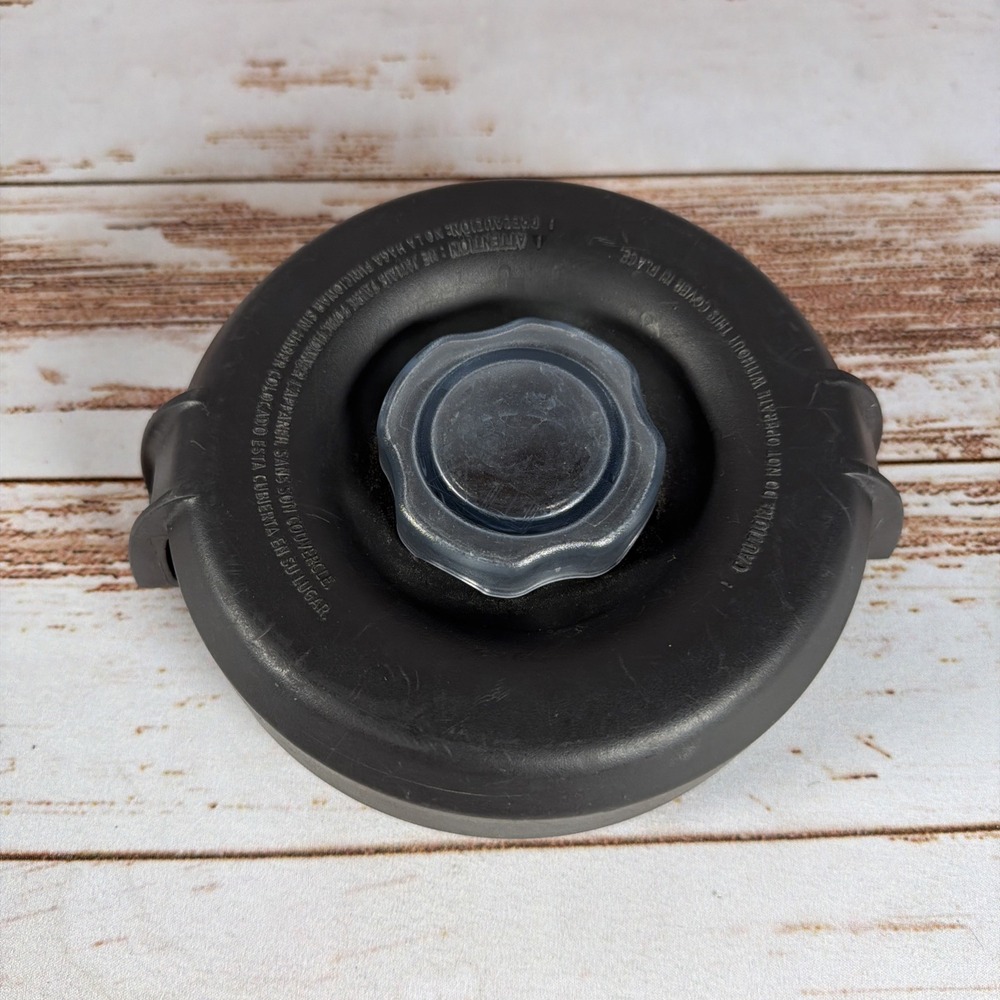 Vitamix Low-Profile 64oz Container Rubber Lid w/ Clear Cap Used